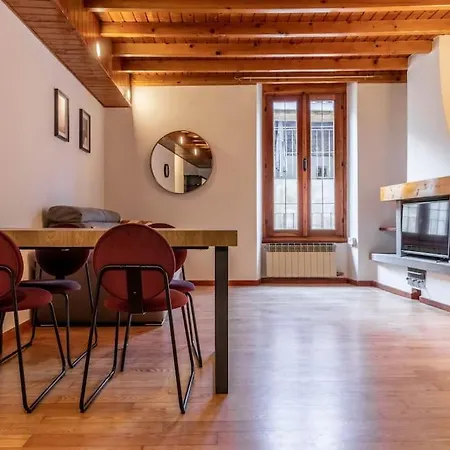 Appartement Historic And 3 Bedrooms - Centre Pisogne