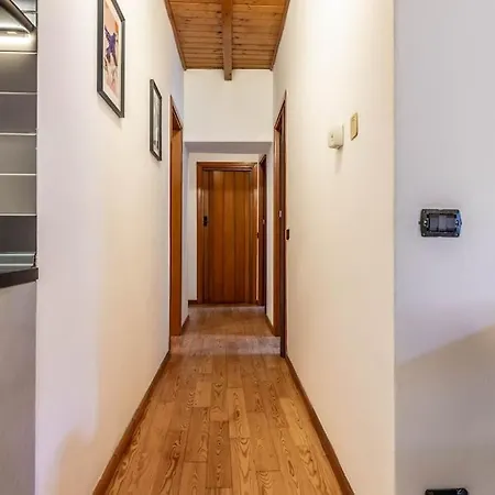 Historic And 3 Bedrooms - Centre Appartement Pisogne