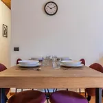 Апартаменты Historic And 3 Bedrooms - Centre